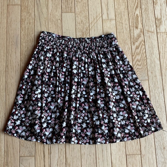 Garage Floral Skirt - Picture 2 of 3